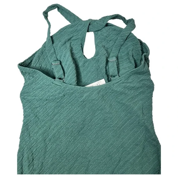 Cupshe Ruched Push-Up Tummy Control One-Piece - Picture 8 of 10